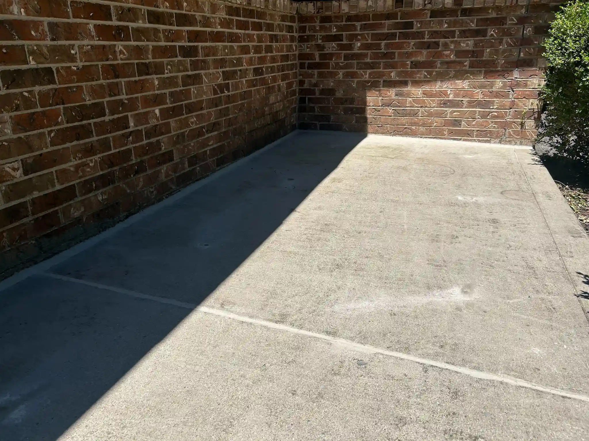 SmartLevel Concrete | Cracked Concrete | After Concrete Repairs Using NexusPro™
